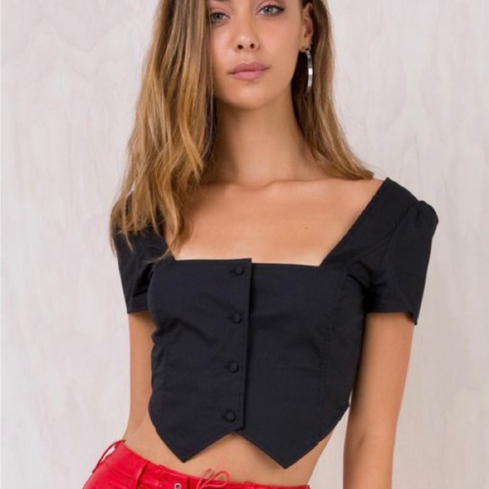 I. AM. GIA ANKAA TOP URBAN OUTFITTERS DOLLSKILL